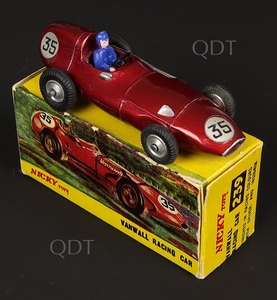 Nicky dinky toys 239 vanwall racing car zz828