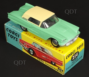 Corgi toys 214 ford thunderbird m244