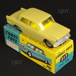 Corgi toys 217 fiat 1800 m247