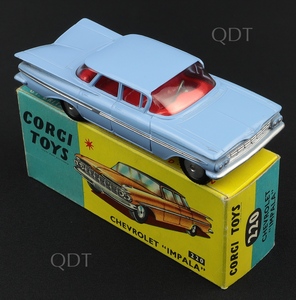 Corgi toys 220 chevrolet impala m256