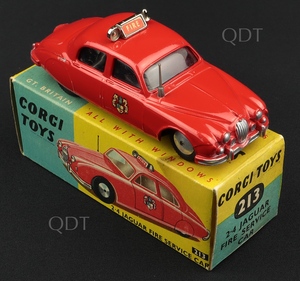 Corgi toys 213 jaguar fire service car m259