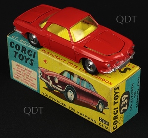Corgi toys 239 vw karmann ghia m270a