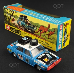 Corgi toys 302a hillman hunter kangaroo m272