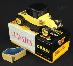 Corgi classics 9032 1910 renault v504