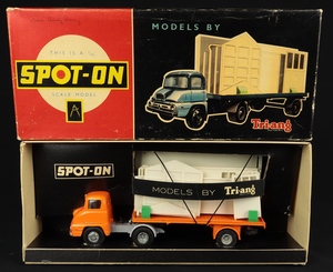 Spot on models 11a og ford thames trader flat float garage kit aa342