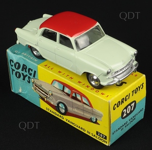 Corgi toys 207 standard vanguard saloon m308