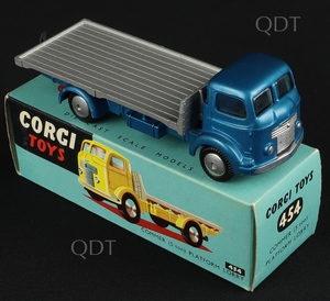 Corgi toys 454 commer platform lorry aa514