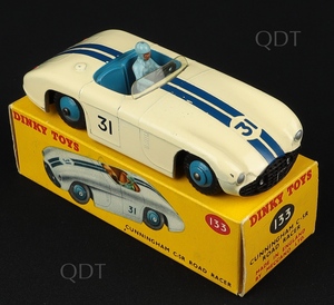 Dinky toys 133 cunningham road racer aa694