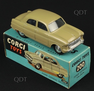 Corgi toys 200 ford consul saloon aa714