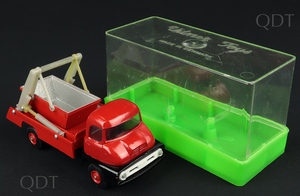 Vilmer models thames trader skip truck aa770