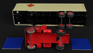 Dinky Toys 948 McLean Truck - QDT