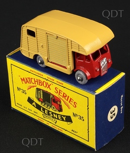 Matchbox models 35 horse box aa989