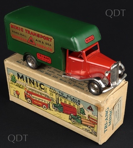Triang minic models 24m luton transport van bb196