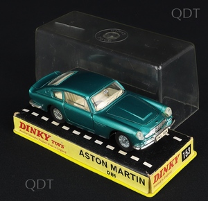Dinky toys 153 aston martin db6 bb205