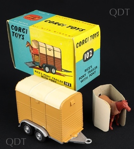 Corgi toys 102 rice's pony trailer bb217