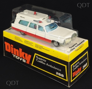 Dinky toys 288 superior cadillac ambulance bb283