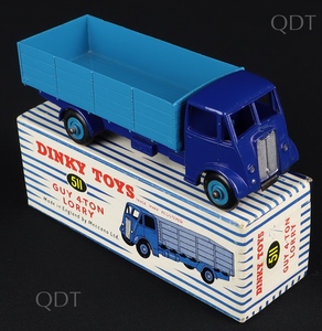 Dinky toys 511 guy 4 ton lorry bb324