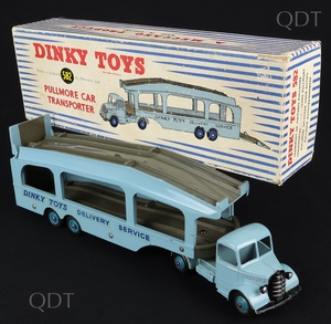 Dinky toys 582 pullmore car transporter bb325