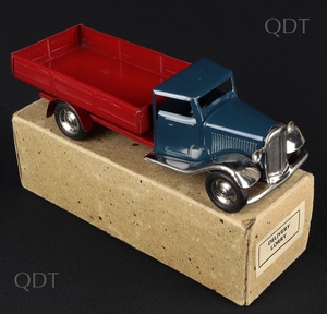 Minic models delivery lorry bb447