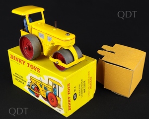 French dinky toys 830 richier diesel roller bb650