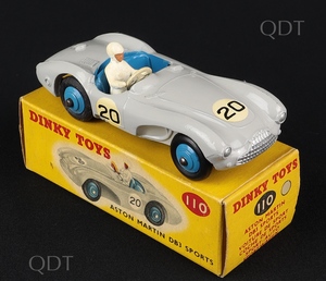 Dinky toys 110 aston martin db3 sports bb774