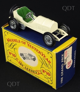 Matchbox models yesteryear 10 mercedes v314