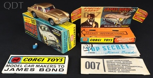 Corgi toys 261 james bond aston martin cc49