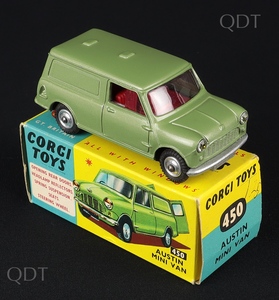 Corgi toys 450 austin mini van cc195