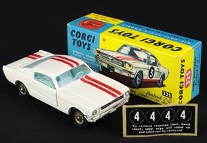 Corgi reeves international canister 325  mustang cc4191