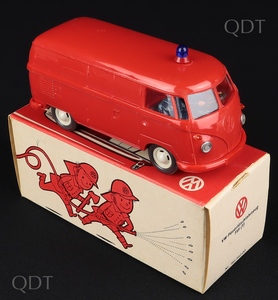 Wiking vw van fire cc471