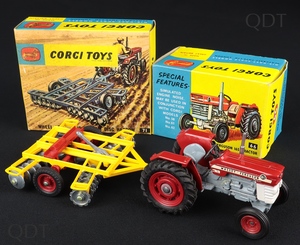Corgi toys 66 massey ferguson tractor 71 wheel controlled tandem disc harrow cc535