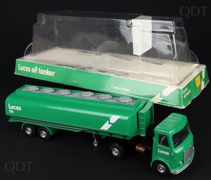 Dinky toys 945 aec fuel tanker lucas oil cc564
