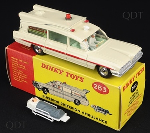 Dinky toys 263 superior criterion ambulance cc637