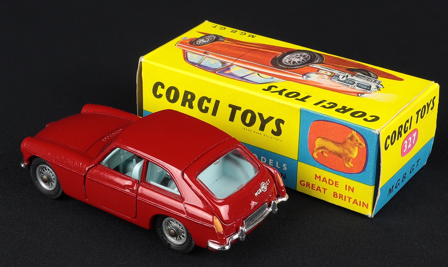 Ancien jouet Corgi toys 1/43 MGB GT état neuve en boite d'origine Ancien jouet Corgi toys 1/43 MGB GT état neuve en boite d'origine