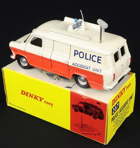 Dinky 287 Ford Transit Van 'Police Accident Unit' - QDT