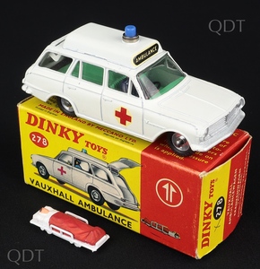 Dinky toys 278 vauxhall victor ambulance cc733