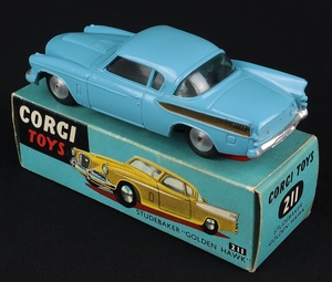 Corgi Toys 211 Studebaker Golden Hawk QDT