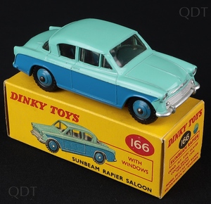 Dinky toys 166 sunbeam rapier saloon dd39 front