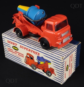 Dinky supertoys 960 lorry mounted concrete mixer dd43 front