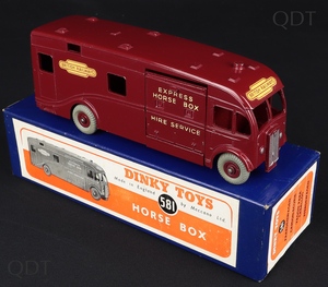Dinky toys 581 express horse box dd111 front