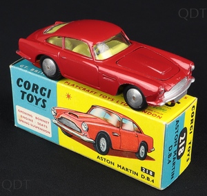 Corgi toys 218 aston martin db4 dd419 front