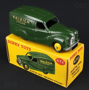 Dinky toys 472 raleigh cycles van dd548 front