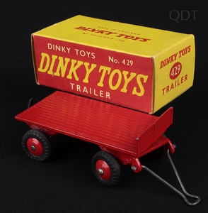 Dinky toys 429 trailer cc820 front