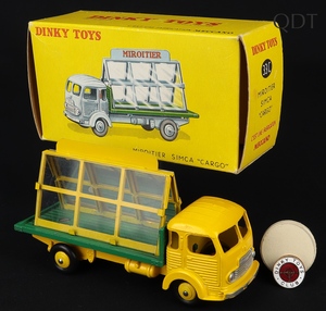 French dinky toys 33c simca glaziers truck dd602 front