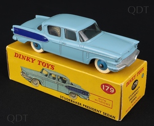 Dinky toys 179 studebaker president sedan dd615 front