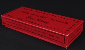 Hornby 10 figures station staff dd737 box