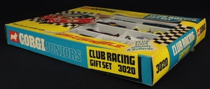 Corgi juniors gift set 3020 club racing dd793 side