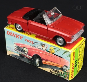 French dinky 511 peugeot 204 dd797 front