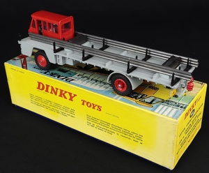 French dinky toys 885 saviem steel carrier dd872 back