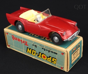 Spot on models 215 daimler dd942 front